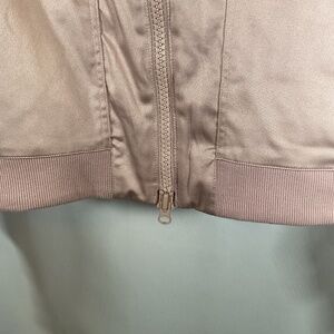 Nike Sportswear Reversible Varsity Bomber Jacket Womens XL Quilted Pink/Smokey